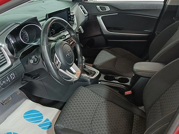 Kia Ceed, 2020г, передний привод, автомат