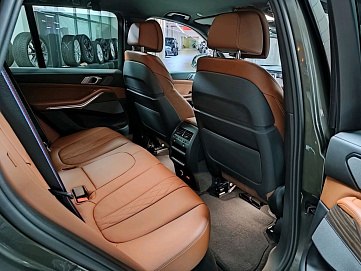 BMW X5, 2024г, полный привод, автомат