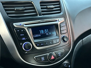 Hyundai Solaris, 2014г, передний привод, автомат