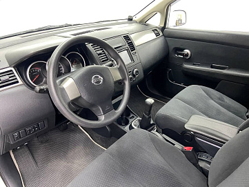 Nissan Tiida, 2013г, передний привод, механика