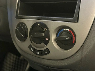 Chevrolet Lacetti, 2006г, передний привод, механика