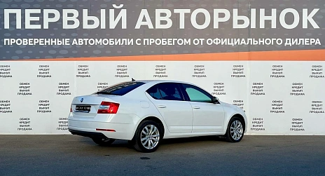 Skoda Octavia, 2018г, передний привод, механика