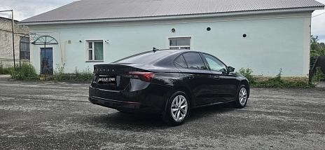 Skoda Octavia, 2021г, передний привод, механика