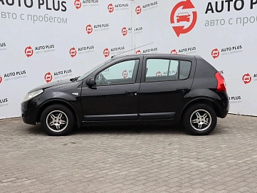 Renault Sandero, 2011г, передний привод, механика