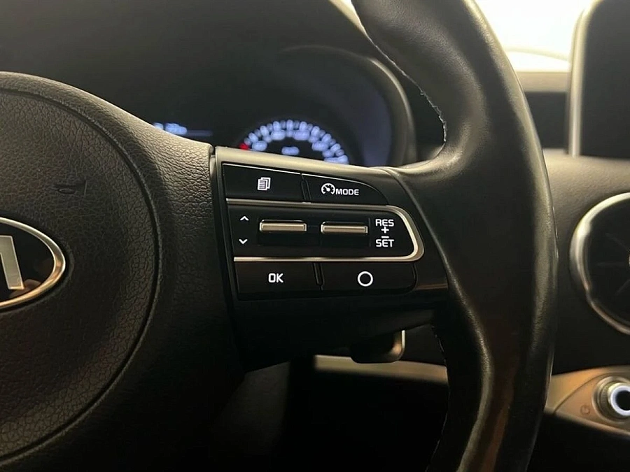 Kia Stinger, 2019г., передний привод, автомат