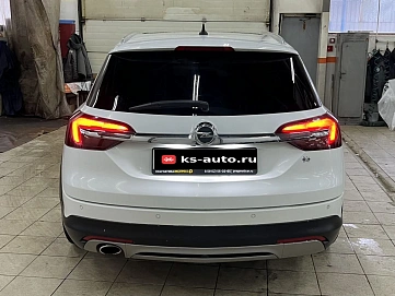 Opel Insignia, 2014г, полный привод, автомат