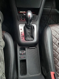 Volkswagen Tiguan, 2015г, передний привод, робот