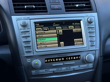 Toyota Camry, 2010г, передний привод, автомат