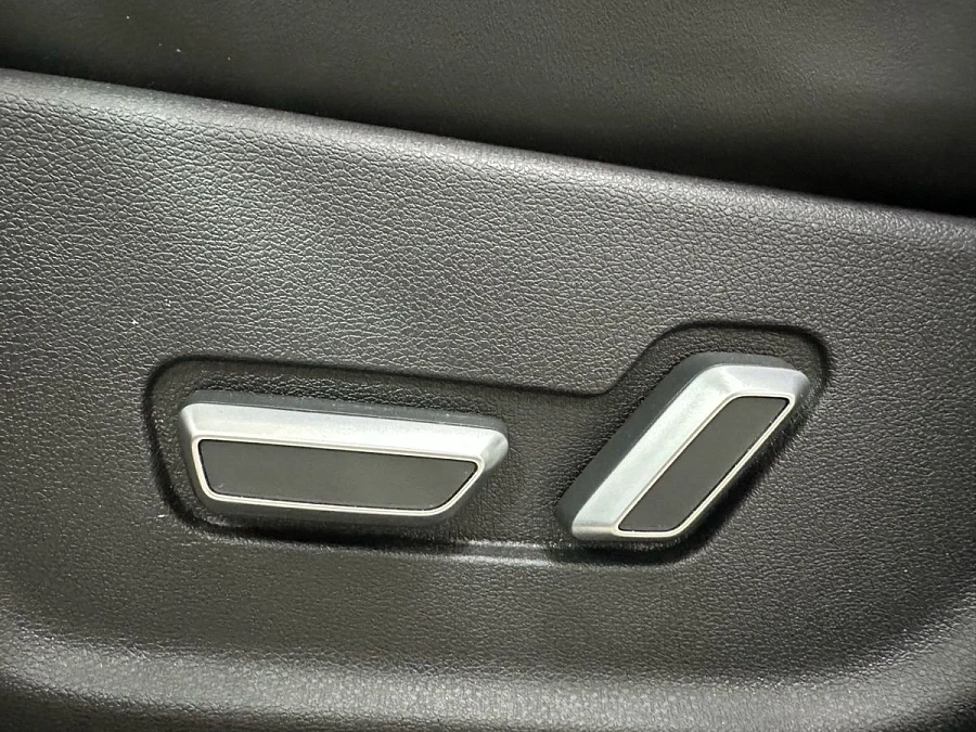 Geely Atlas, 2018г., передний привод, автомат