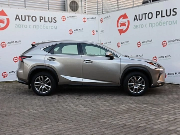 Lexus NX, 2017г, полный привод, вариатор