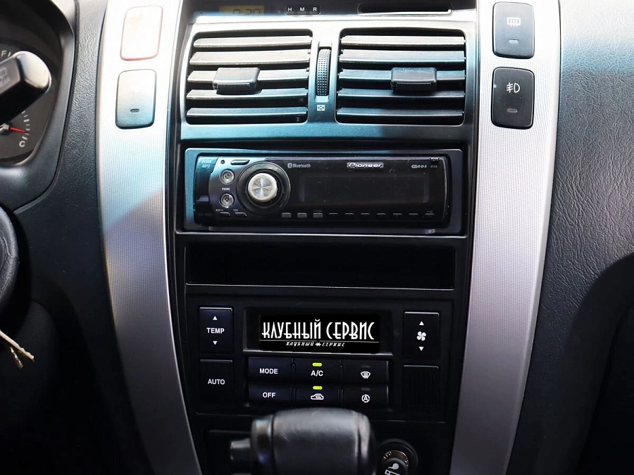 Hyundai Tucson, 2006г., передний привод, автомат
