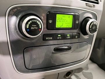 Hyundai Sonata, 2005г, передний привод, механика