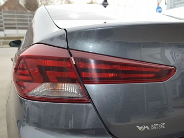 Hyundai Elantra, 2020г, передний привод, механика