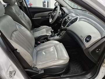 Chevrolet Cruze, 2013г., передний привод, механика