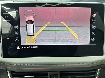 Volkswagen Tayron, 2022г, передний привод, робот