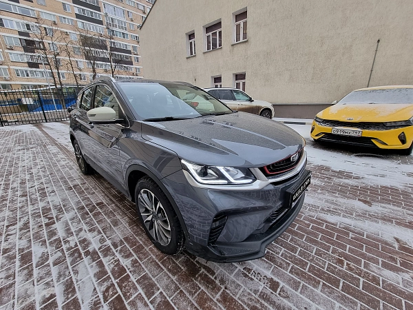 Geely Coolray, 2022г., передний привод, робот