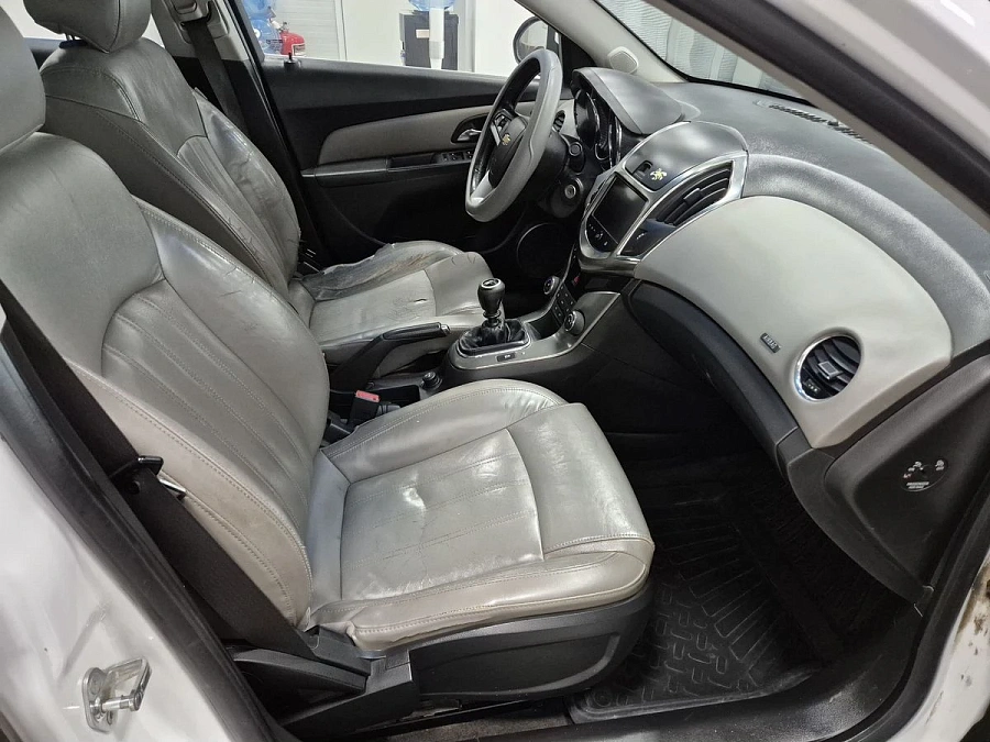 Chevrolet Cruze, 2013г., передний привод, механика