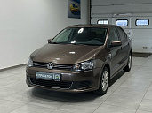 Volkswagen Polo, 2015г., передний привод, автомат