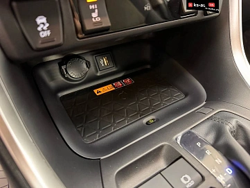 Toyota RAV4, 2025г, полный привод, вариатор