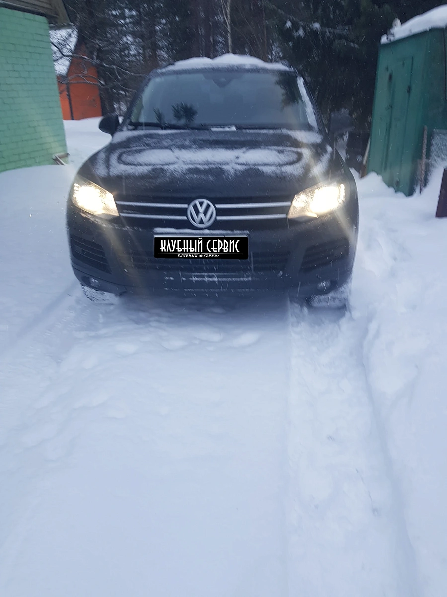 Volkswagen Touareg, 2013г., полный привод, автомат