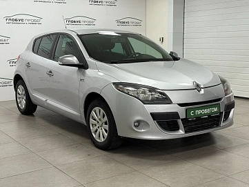 Renault Megane, 2011г, передний привод, автомат