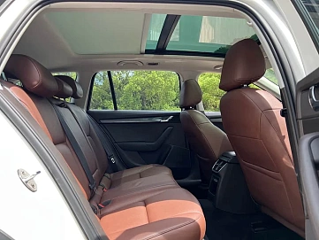 Skoda Octavia, 2019г, передний привод, робот