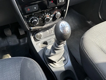 Nissan Terrano, 2020г, передний привод, механика