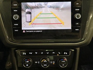 Volkswagen Tiguan, 2018г, передний привод, робот