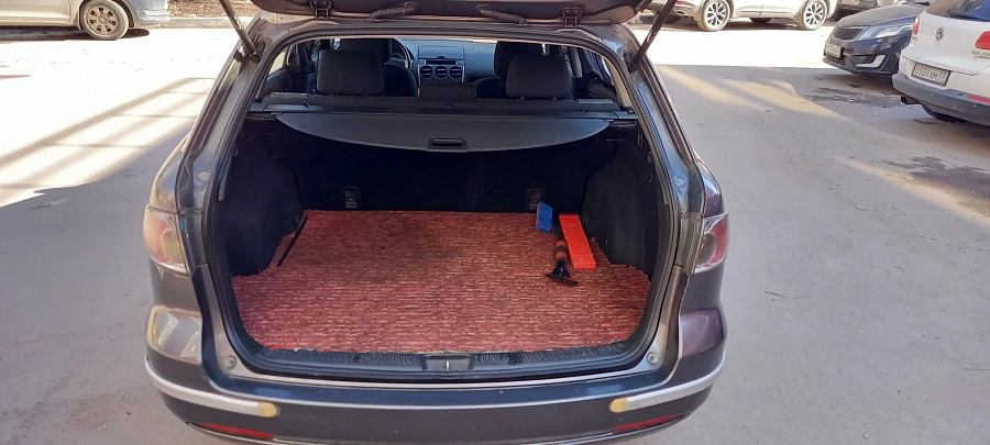 Mazda 6, 2006г., передний привод, механика