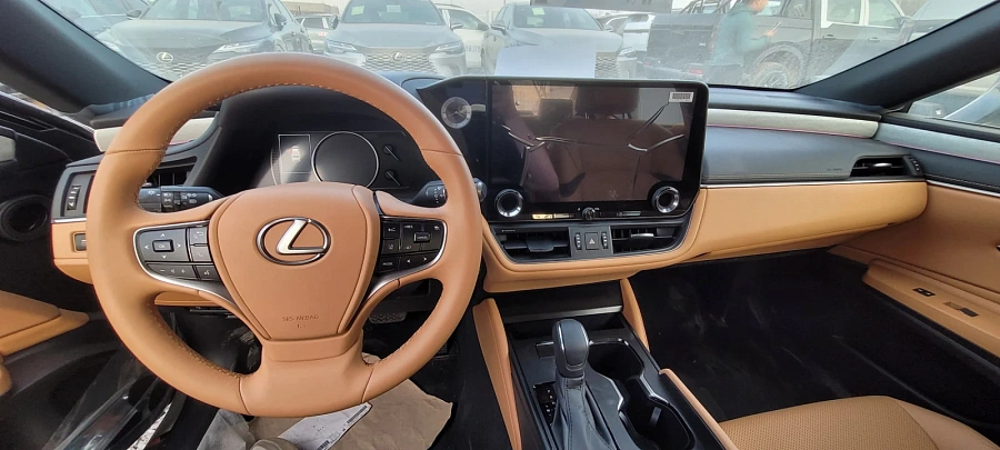 Lexus ES, 2025г., передний привод, вариатор
