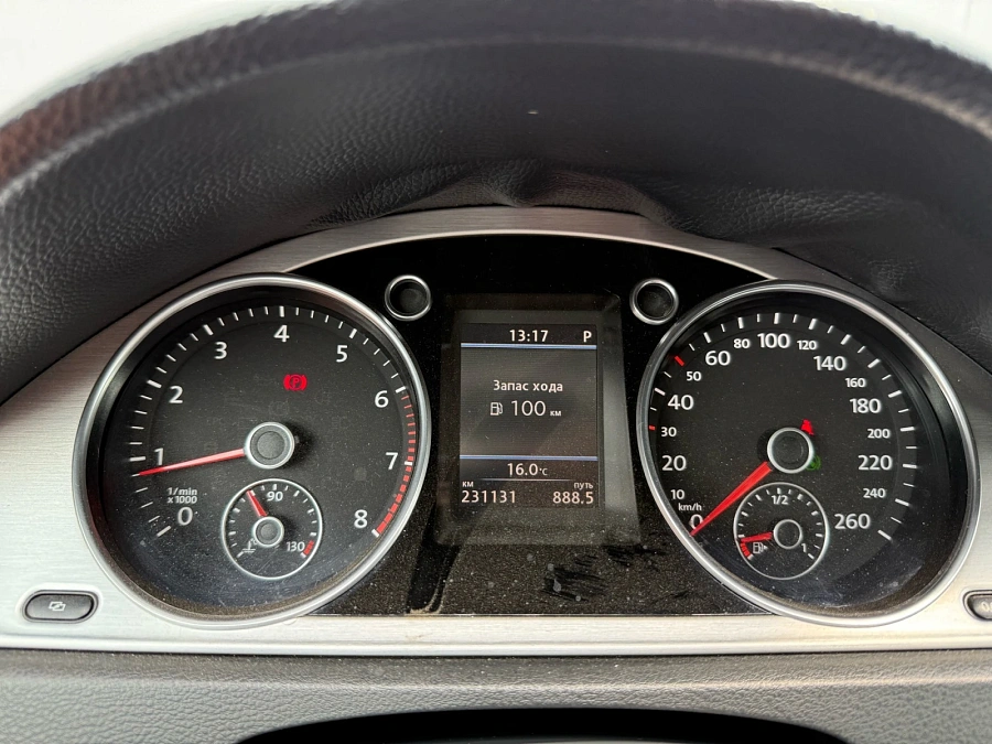 Volkswagen Passat, 2011г., передний привод, робот