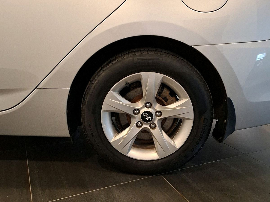 Hyundai , 2013г., передний привод, автомат