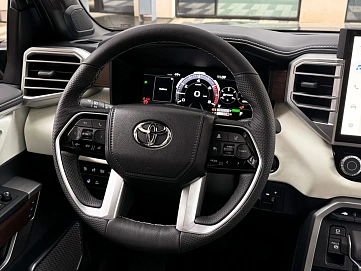 Toyota Sequoia, 2025г, полный привод, автомат