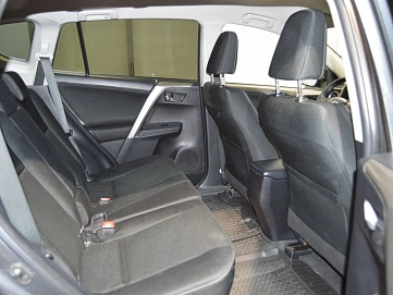 Toyota RAV4, 2014г, полный привод, вариатор