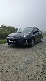 Toyota Prius, 2018г, передний привод, автомат