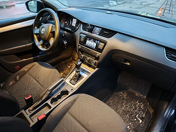 Skoda Octavia, 2014г, передний привод, робот