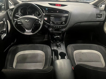 Kia Ceed, 2015г, передний привод, робот