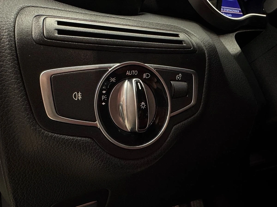 Mercedes-Benz C-Класс, 2016г., полный привод, автомат