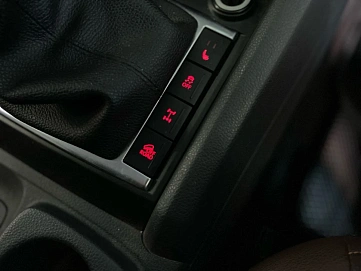 Volkswagen Amarok, 2013г, задний привод, механика