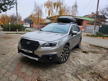 Subaru Outback, 2015г, полный привод, вариатор