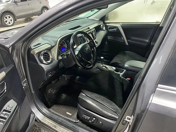 Toyota RAV4, 2013г, полный привод, вариатор