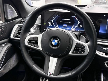 BMW X7, 2022г, полный привод, автомат