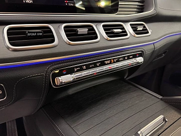 Mercedes-Benz GLE, 2020г, полный привод, автомат