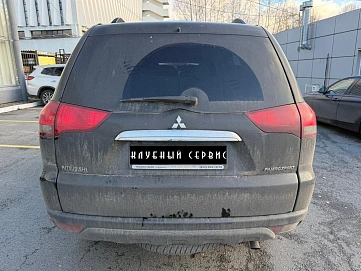 Mitsubishi Pajero Sport, 2015г, полный привод, автомат