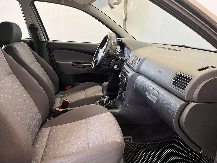 Skoda Octavia, 2008г., передний привод, механика