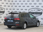 Volkswagen Golf, 2019г., передний привод, механика