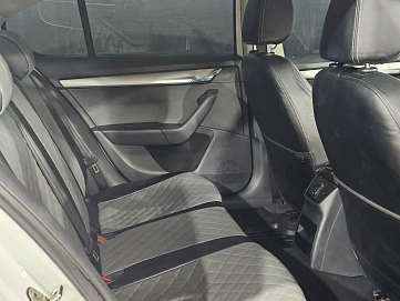 Skoda Octavia, 2019г, передний привод, автомат