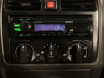 Mitsubishi Carisma, 2003г, передний привод, механика