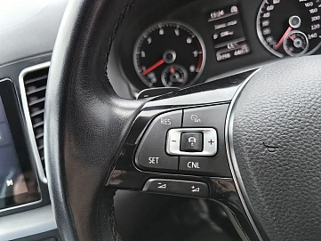 Volkswagen Sharan, 2017г, передний привод, робот