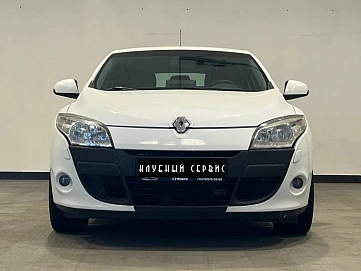 Renault Megane, 2011г, передний привод, автомат